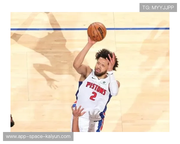 活塞36胜12负稳居东部榜首，坎宁安两双数据统治攻防节奏